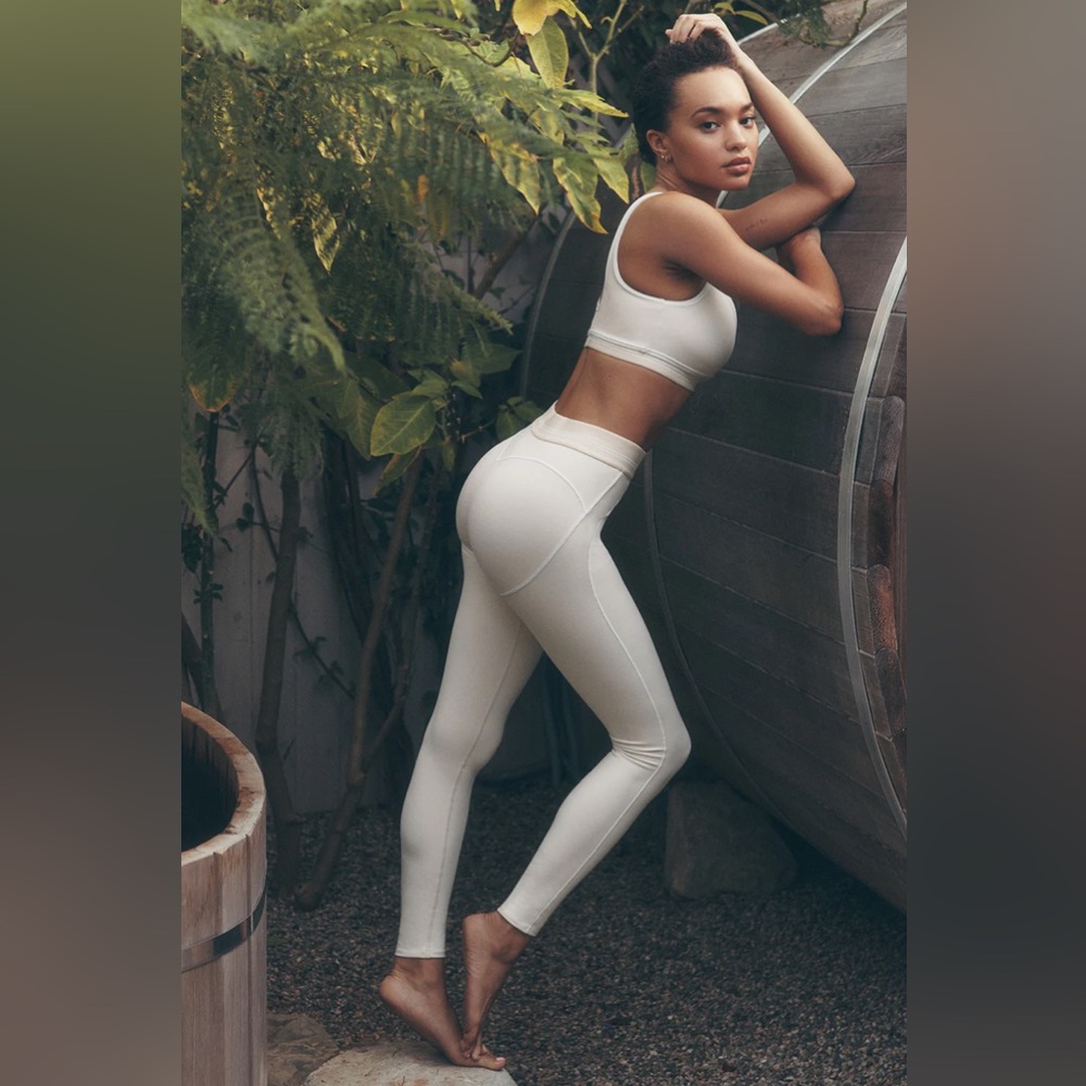 ALO Yoga Cream Sculpting High-Rise Leggings